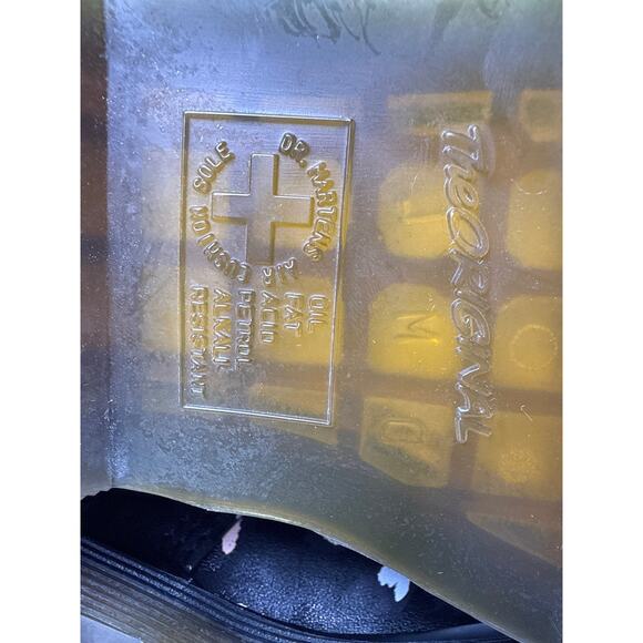 Dr. Martens 1460 Pascal Boots Wild Hearts Printed Womens US 8 Black Leather Pink - Picture 9 of 13